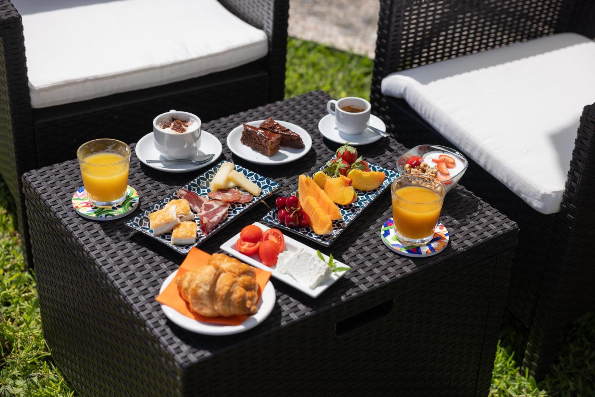 Scario Club Hotel San Giovanni a Piro Eksteriør billede