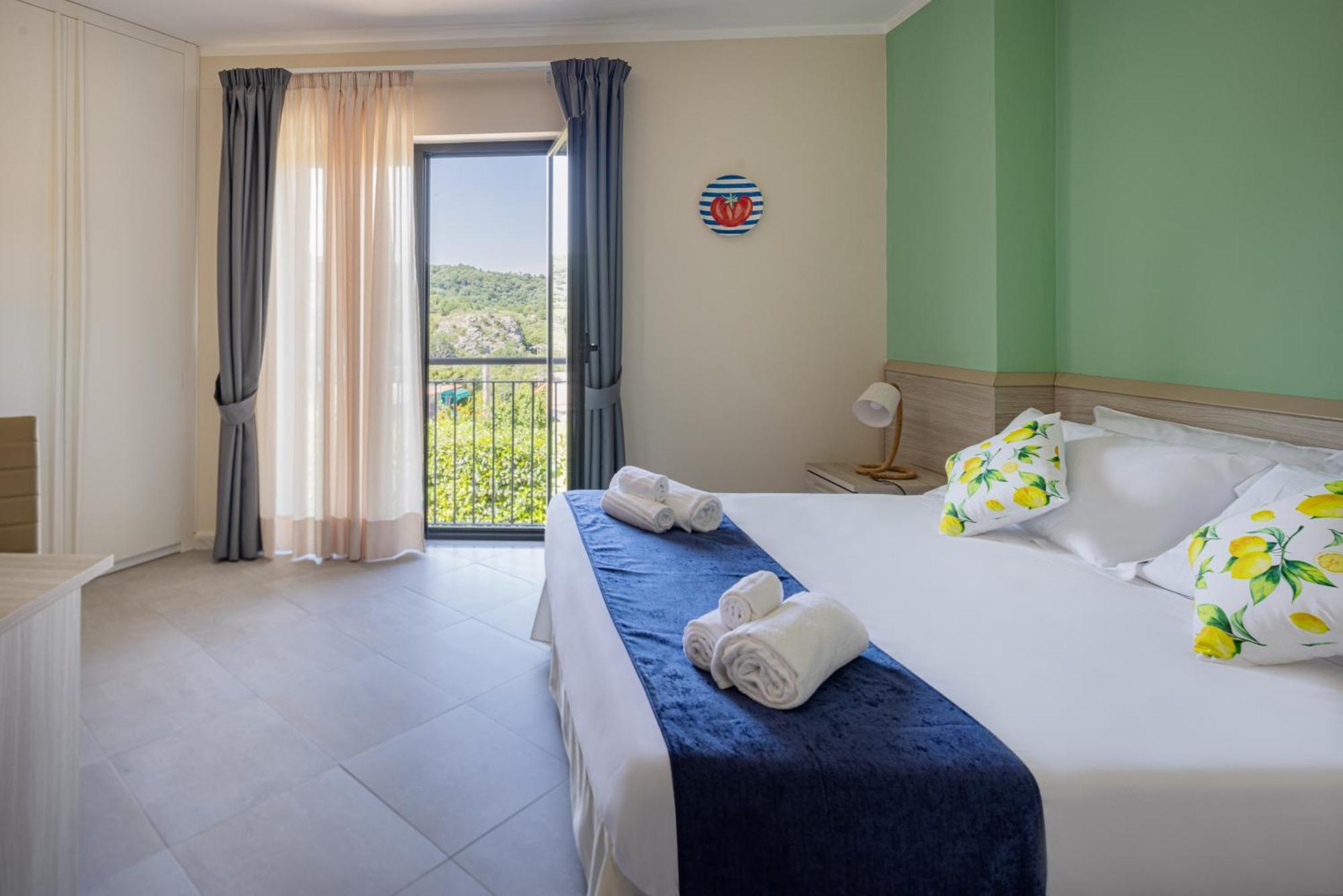 Scario Club Hotel San Giovanni a Piro Eksteriør billede
